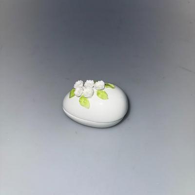 Egg shaped Trinket. 