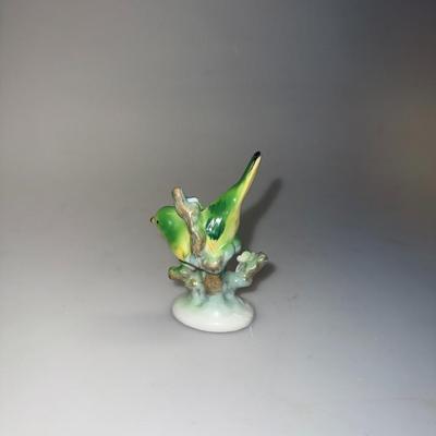 Vintage Dainty Hand-painted Porcelain Bird Made in Occupied Japan