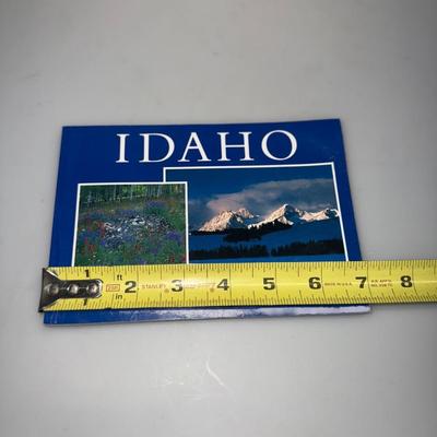 Idaho Book of 21 Postcards