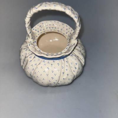 Vintage Ceramic Basket white with blue dots