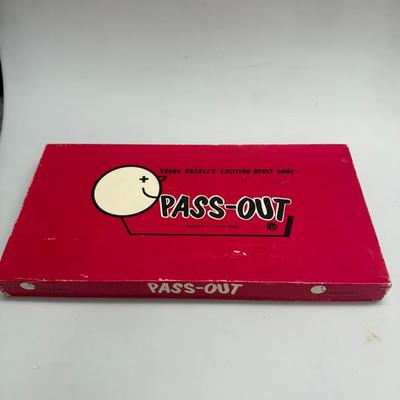 Vintage 1965 Pass Out Game by Frank Bresee