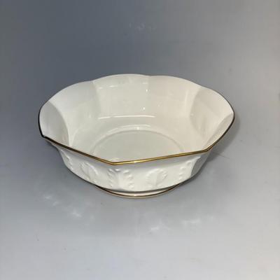 Noritake Ivory China Octogon Serving Bowl Made In Japan