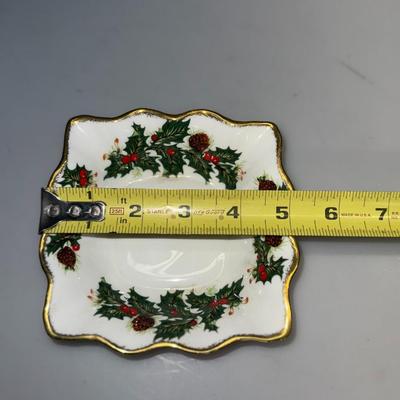 Queen's Fine Bone China Christmas Napkin holders and small plate