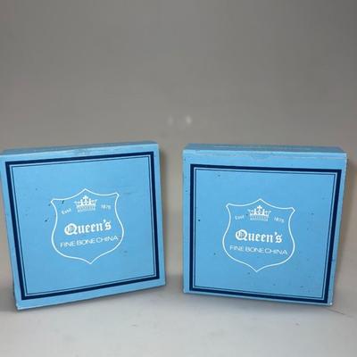 Queen's Fine Bone China Christmas Napkin holders and small plate