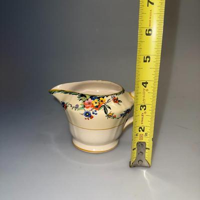 Hampton England Sugar and creamer set
