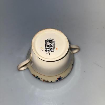 Hampton England Sugar and creamer set