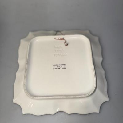 Hand Painted Italy Disappearing Apple Plate Wall Décor