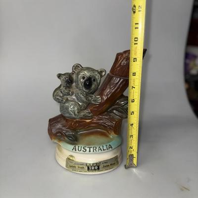 Vintage Jim Beam Kentucky Straight Regal China 100 Months Old Australia Koala Decanter 1973