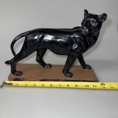 Black Panther/Jaguar Statue On Stand