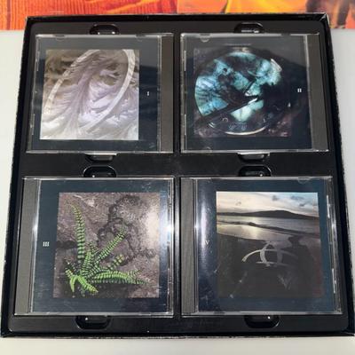 Vintage LED ZEPPELIN 1990 4 cassette Box Set Remastered With Booklet and Poster