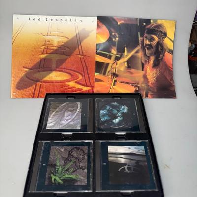 Vintage LED ZEPPELIN 1990 4 cassette Box Set Remastered With Booklet and Poster