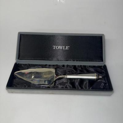 Towle Cake Serving Utensle 
