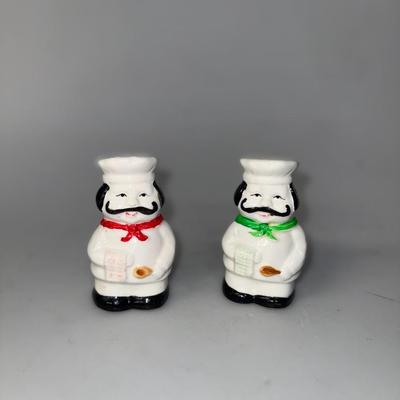 Chef Salt and Pepper Shaker