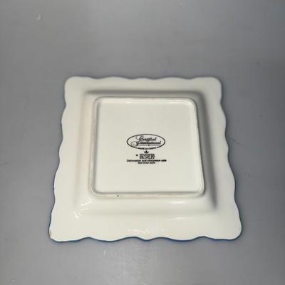 Jennifer Brinley Set of 4 plates (italy inspired)