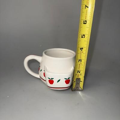 White with Red apple Tea mug w/ side tea bag holder