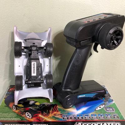 LOT 65: Associated Electrics Nano Sport RC Set and MT 28 1:28 Size Monster Truck