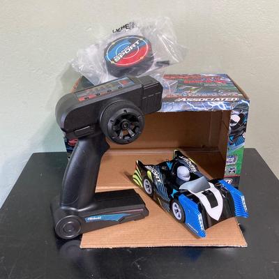 LOT 65: Associated Electrics Nano Sport RC Set and MT 28 1:28 Size Monster Truck