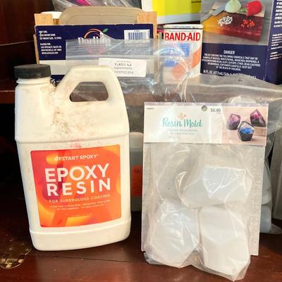 LOT 66: Large Crafting Supply Collection