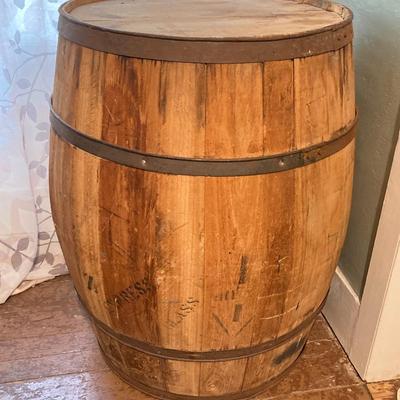 LOT 68: Wooden Barrel and Decorative Seashell Lamp