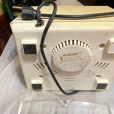 LOT 70: Inland Wizling Glass Grinding Machine with Assorted Stained Glass and More