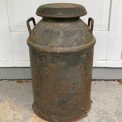 LOT 73: Vintage / Antique Metal Milk Can with Lid - Copeland 3023
