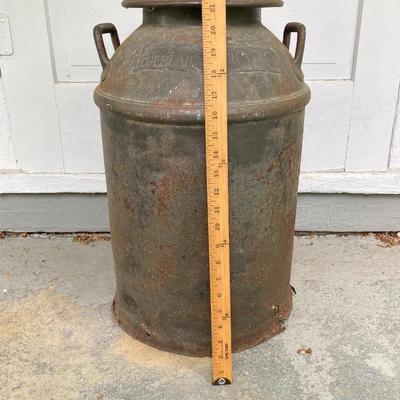 LOT 73: Vintage / Antique Metal Milk Can with Lid - Copeland 3023