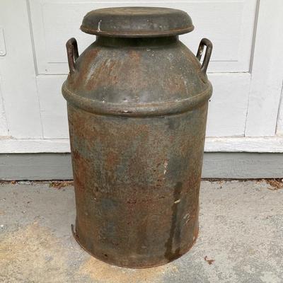 LOT 73: Vintage / Antique Metal Milk Can with Lid - Copeland 3023