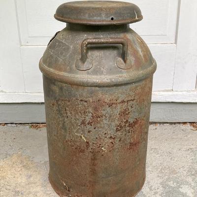 LOT 73: Vintage / Antique Metal Milk Can with Lid - Copeland 3023