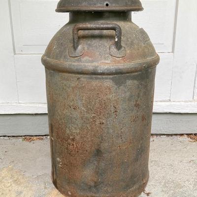 LOT 73: Vintage / Antique Metal Milk Can with Lid - Copeland 3023