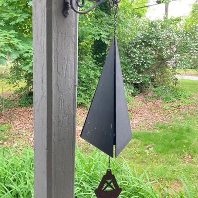 LOT 74: North Country Wind Bells Metal Chimes