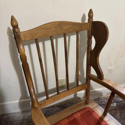LOT 83: Vintage Wooden Vermont Made Miracle Rocker & Colonial Dough Box Style End Table