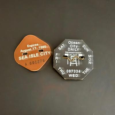 LOT 86: Vintage Ocean City & Sea Isle City Beach Tags, Scaasis Originals Lighthouses: Cape May, Sandy Hook & Ship John Shoal, DE,...