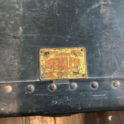 LOT 87: Breakless Truck Ready for a New Home & Upcycling - Great Storage
