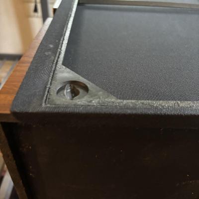 LOT 88: Vintage Kenwood JL-786 Floor Speakers 3-Way 3 Speaker System