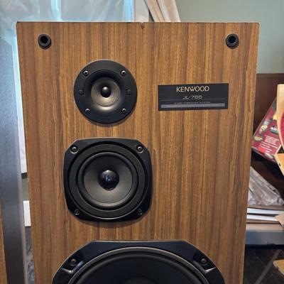 LOT 88: Vintage Kenwood JL-786 Floor Speakers 3-Way 3 Speaker System