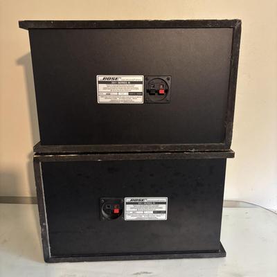 LOT 91: Bose 301 Series III Direwt/Reflecting Speakers