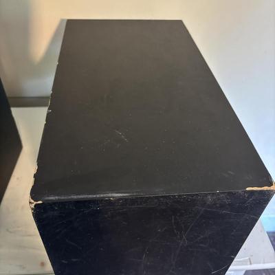 LOT 91: Bose 301 Series III Direwt/Reflecting Speakers