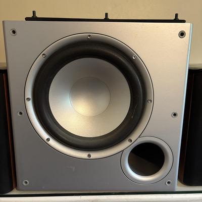 LOT 93: Polk Audio Subwoofer PSW10 110V & Polk Audio Speakers TSi100 Cherry