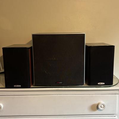 LOT 93: Polk Audio Subwoofer PSW10 110V & Polk Audio Speakers TSi100 Cherry