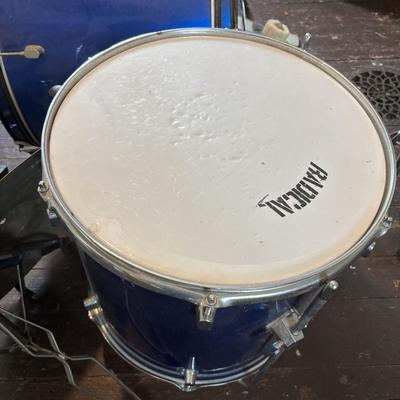 LOT 94: Drums: Cannon Radical & More