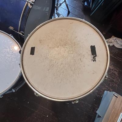 LOT 94: Drums: Cannon Radical & More