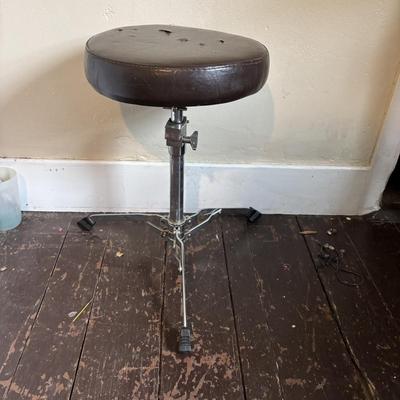 LOT 94: Drums: Cannon Radical & More