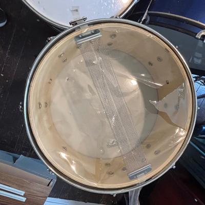 LOT 94: Drums: Cannon Radical & More