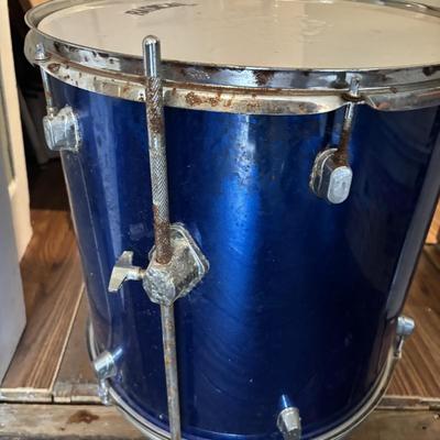 LOT 94: Drums: Cannon Radical & More