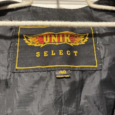 LOT 100: Unik Select Leather Vest & Long Sleeve Harley Davidson T-Shirt
