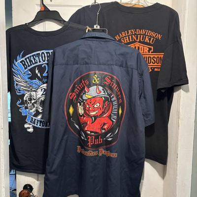 LOT 103: Bike Week in Daytona T-Shirts, Harley Davidson T-Shirt, Saints & Sinners Pub Shirt