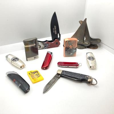 LOT 120: Vintage Collection - Folding Knives, Lighters, Cigar Boxes and Patches
