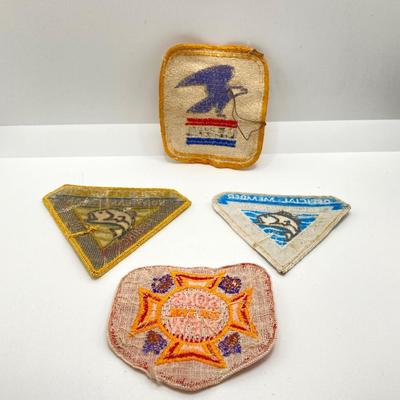 LOT 120: Vintage Collection - Folding Knives, Lighters, Cigar Boxes and Patches