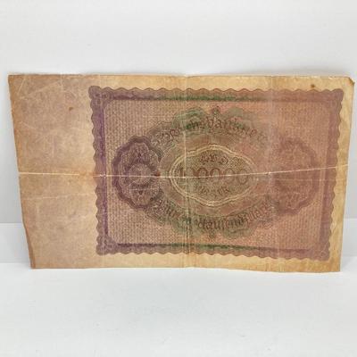 LOT 124: Collection of Coins, Paper Currency and Tokens (Silver Included)