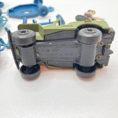 LOT 125: Vintage Toy Collection - Metal and Plastic Cars / Trucks, Miniature Military Figurines in Metal Box